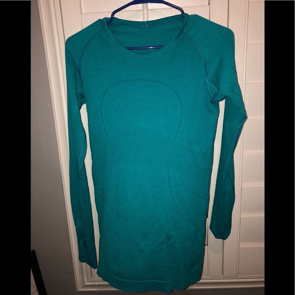 Swiftly Tech Long Sleeve Crew